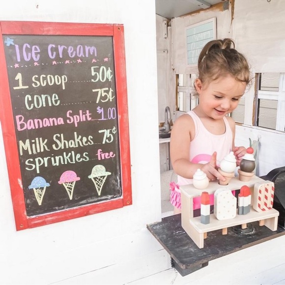 Heart and Hand Wood Sets - Picture 2 of 13